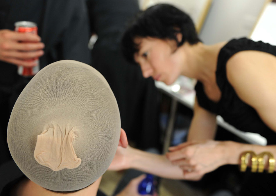 “丝袜”竟成解决电池储能的“利器”？