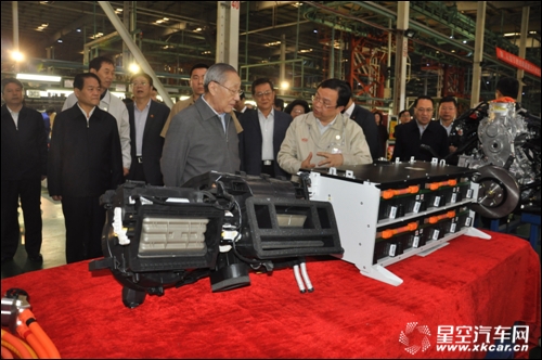 前国务院副总理李岚清视察陕西西安比亚迪