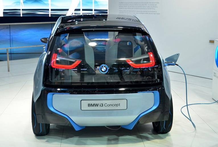 陈柳钦：新能源车为何叫好容易叫卖难？