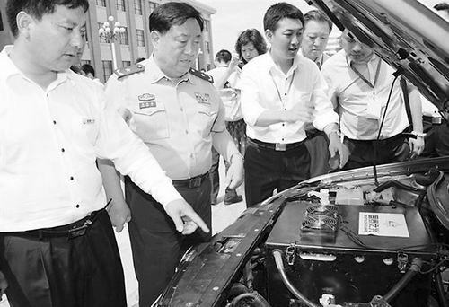 探秘超级镍碳电容电池研发基地