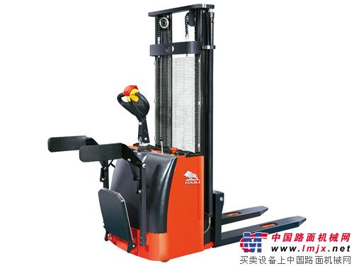 电动搬运车在中国市场中如何适合市场发展需求