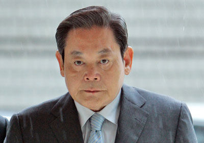 三星集团总裁李健熙：72岁的老者 充满的争议人生
