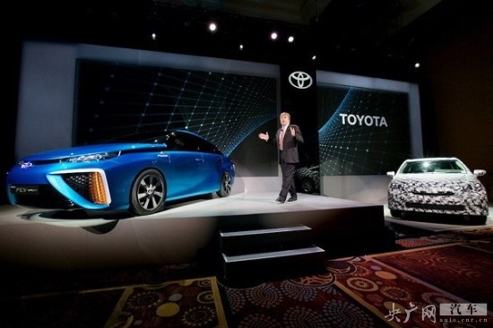日本丰田重点研发氢燃料电池车 将2015年推出 