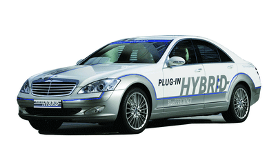 奔驰调整新能源车战略 2020年重点推插电式混动车