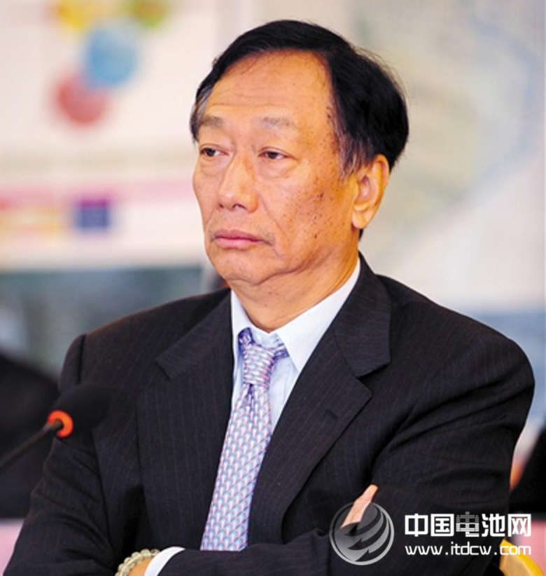 郭台铭致鸿海股东书背后的预警：走出苹果牢笼