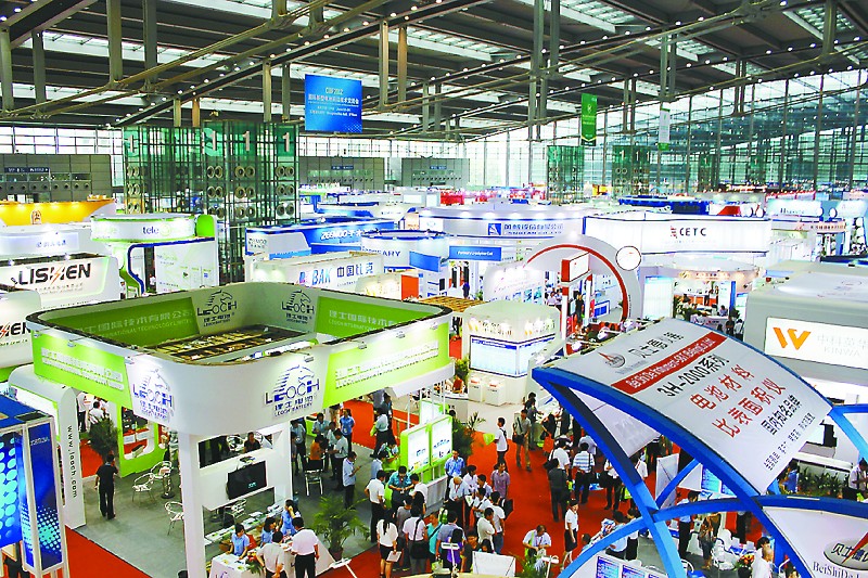 中国电池网参展CIBF2014并派出采编团队直播报道