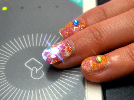 苹果iWatch将上市？可穿戴设备如何改变时尚圈