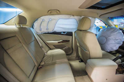 岱美汽车IPO两重忧 公司业绩下滑 治理存隐患