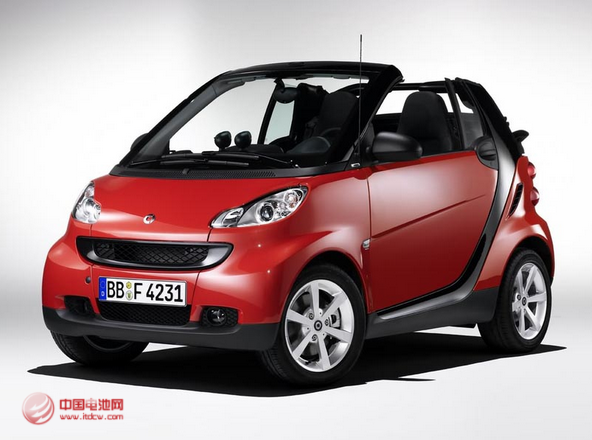 宝马拟与特斯拉共定充电标准 日产或也将加入