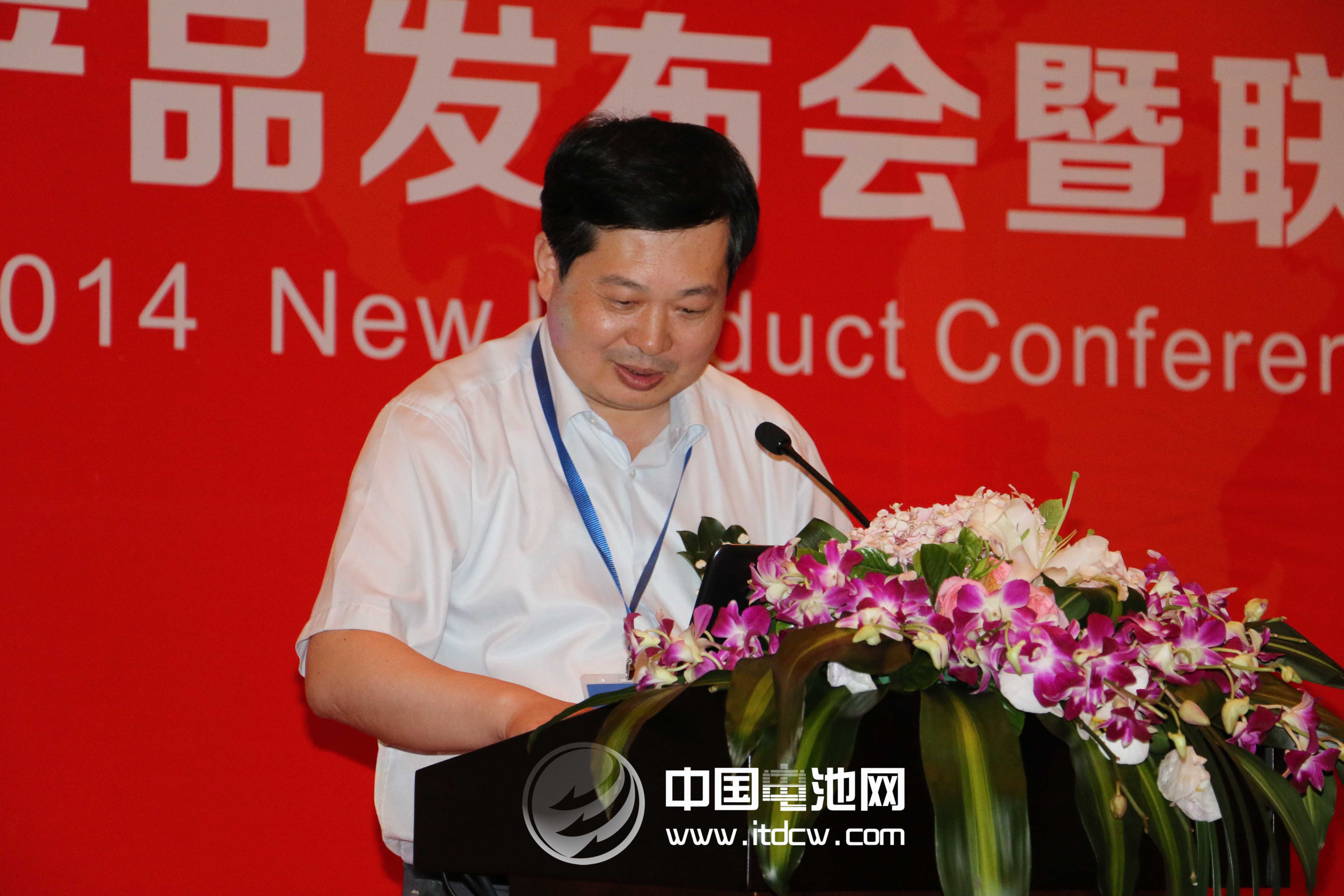 六氟磷酸锂国产化进程加速 2013年产量超3200吨