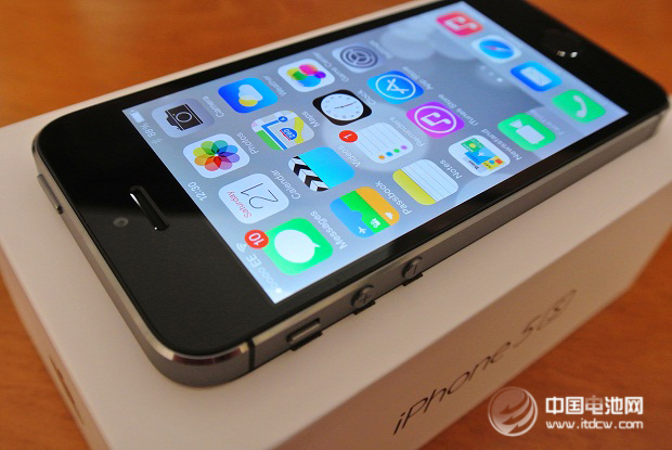 张平：苹果iPhone6为何挽救不了富士康？