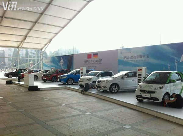 中德两国总理或就电动汽车充电项目展开探讨