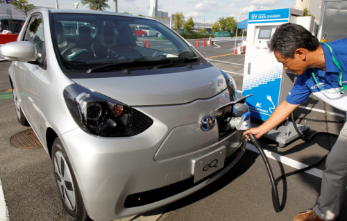 金雪：免征购置税会点燃新能源汽车之火？