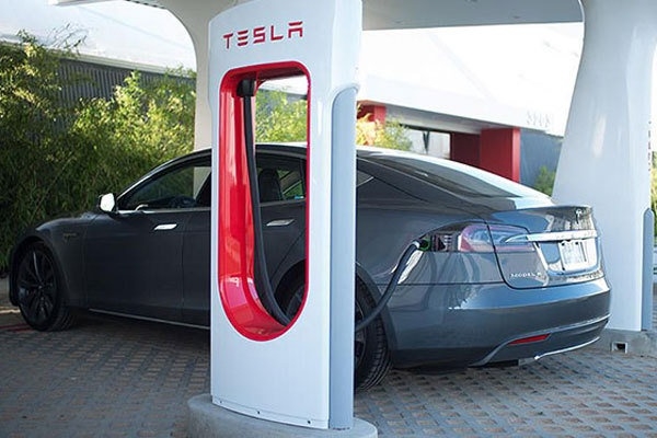 全球免费充电站首次落户无锡 只为“特斯拉”