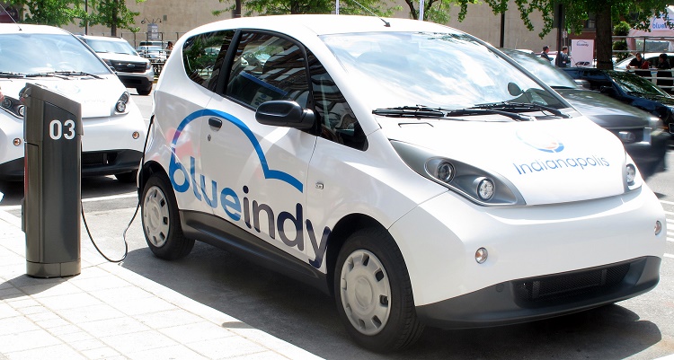 新能源汽车产业链订单饱满 市场爆发在即