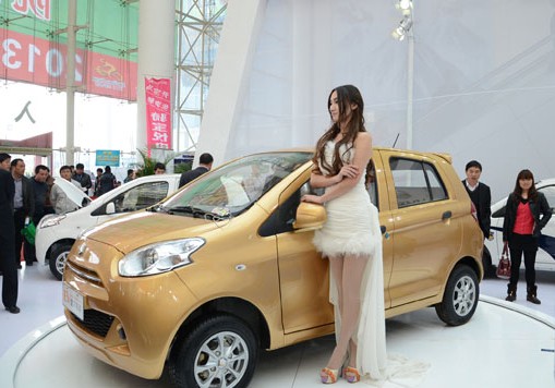 国内最大电动汽车生产线落户潍坊 雷丁累计投资20亿元