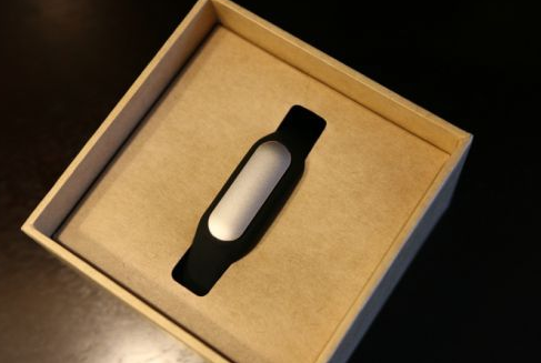 即使不到79元人民币 小米手环也是个鸡肋？！