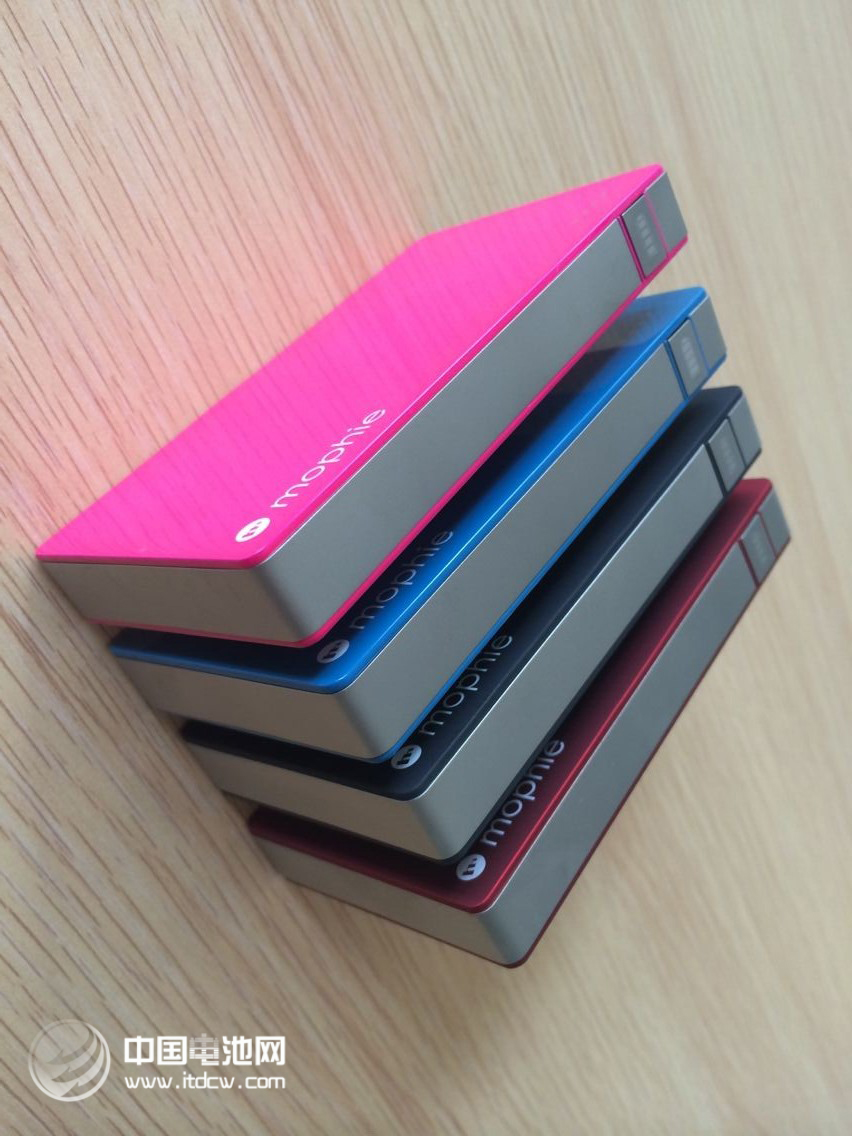 美国Mophie：移动电源行业里的“苹果”