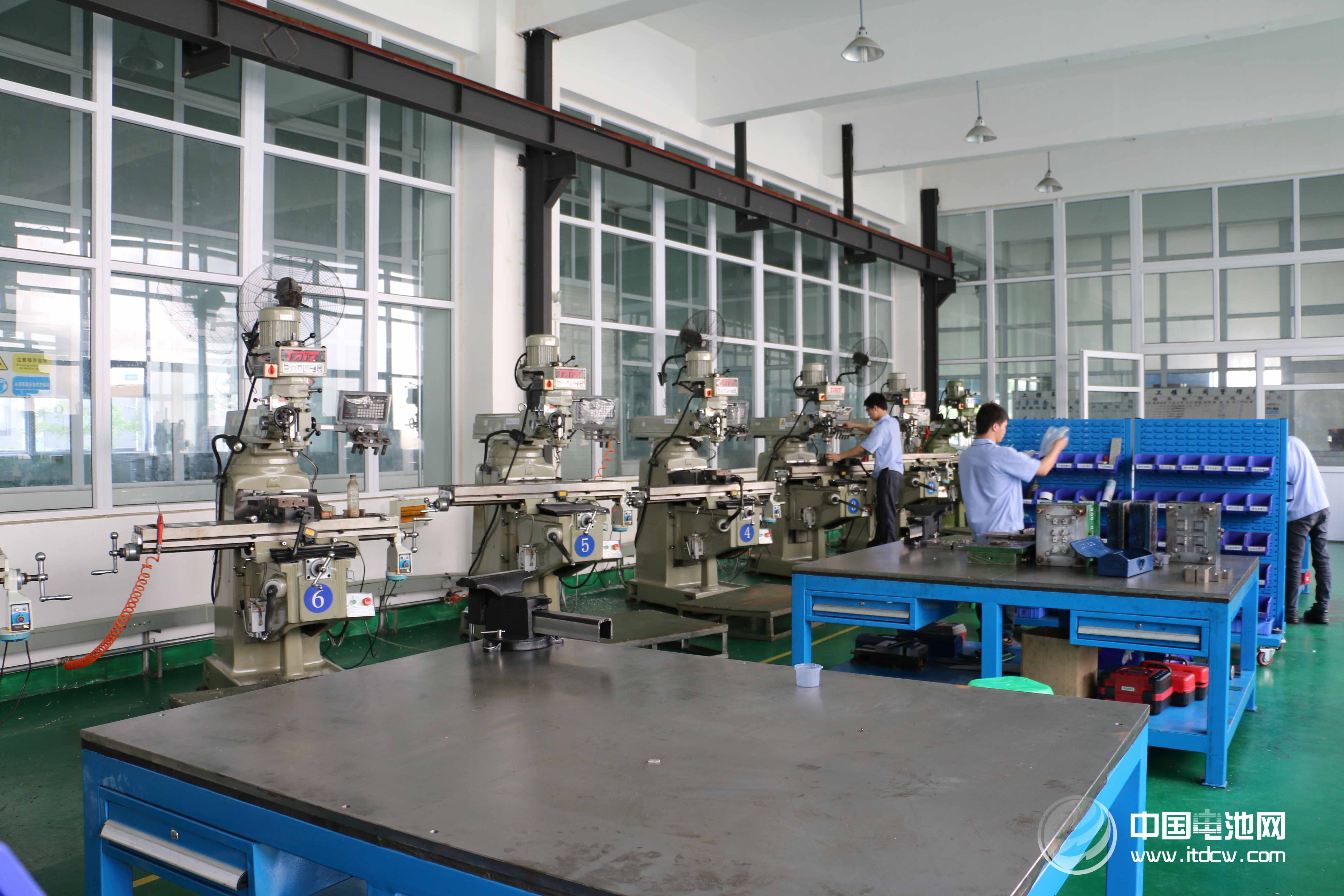 走进四川品胜电子科技工业园 