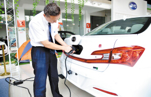 迎多重利好政策 新能源车在昆明推广将提速