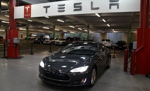 特斯拉二季度亏损6190万美元 营收增长近1倍7.693亿美元