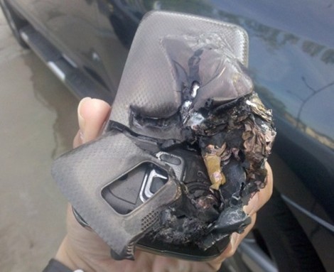 电池百科：手机电池是否会随意爆炸？