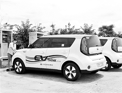 国外新能源汽车：市场增势强劲 充电难题待解