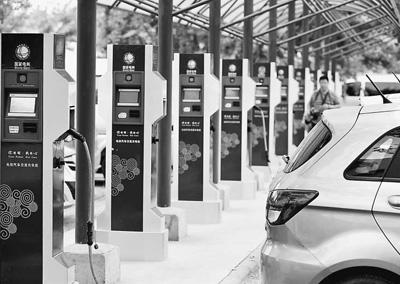 接口不统一 南昌150个先期建设的充电桩已闲置