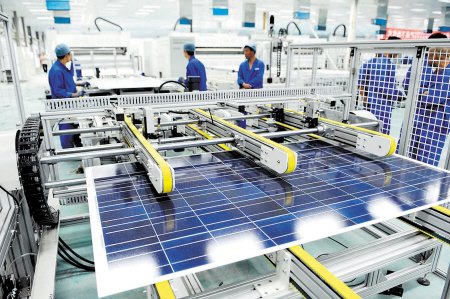 上半年光伏行业继续回暖 多晶硅均价同比上涨29.3%