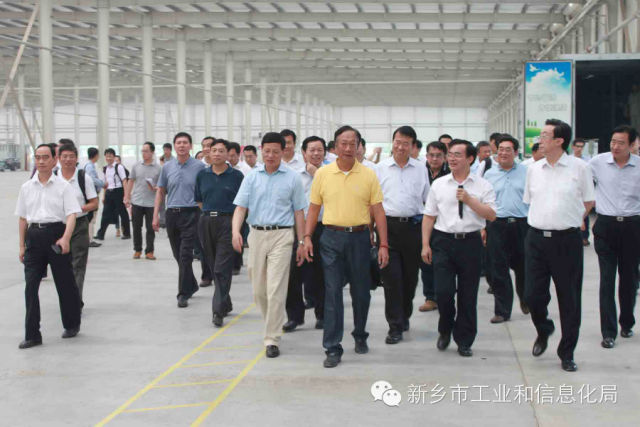 富士康集团携手新乡政府 打造电动汽车产业基地