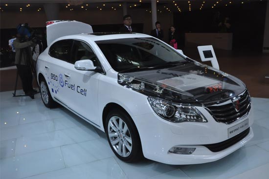 国产燃料电池荣威轿车 首开高速迎接“大路考”