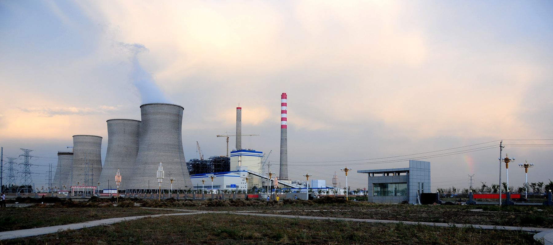 新疆信发铝业突发事故 铝价创新高引分岐