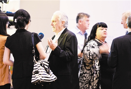 夏季达沃斯论坛开幕 主题：推动创新 创造价值