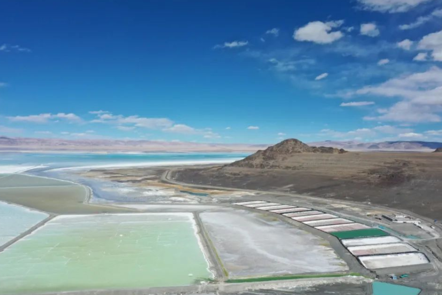 西藏矿业上半年净利同比预增逾8倍 宁德时代/盛新锂能成新客户