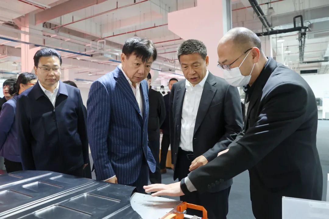 吉麦新能源淮北金派克动力电池包项目投产 一期投资约20亿元