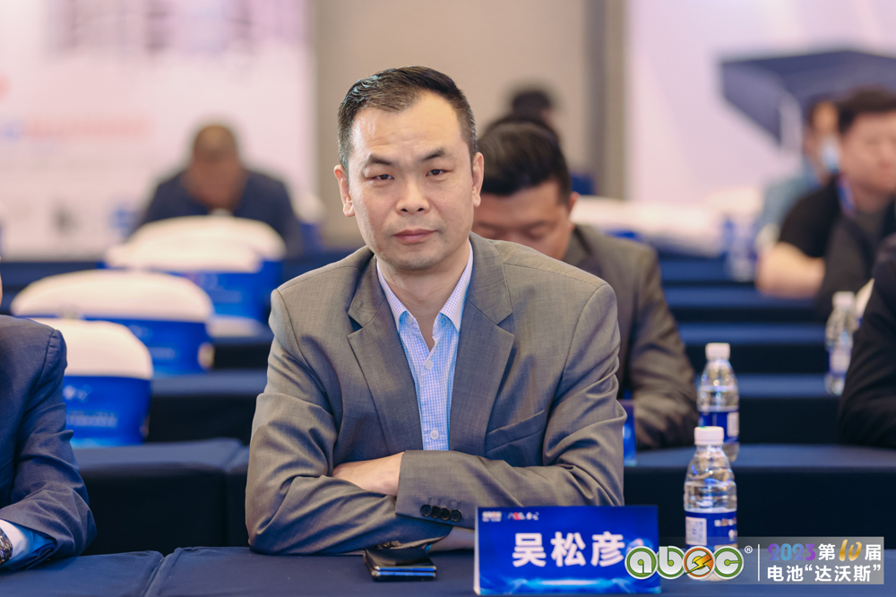 吴松彦：亿鑫丰要做更懂电池工艺的设备制造商