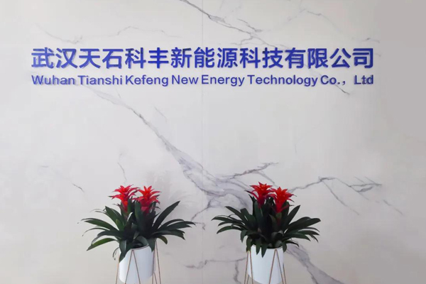 固态电池新星获天使轮融资 明年规划建成百吨级产线